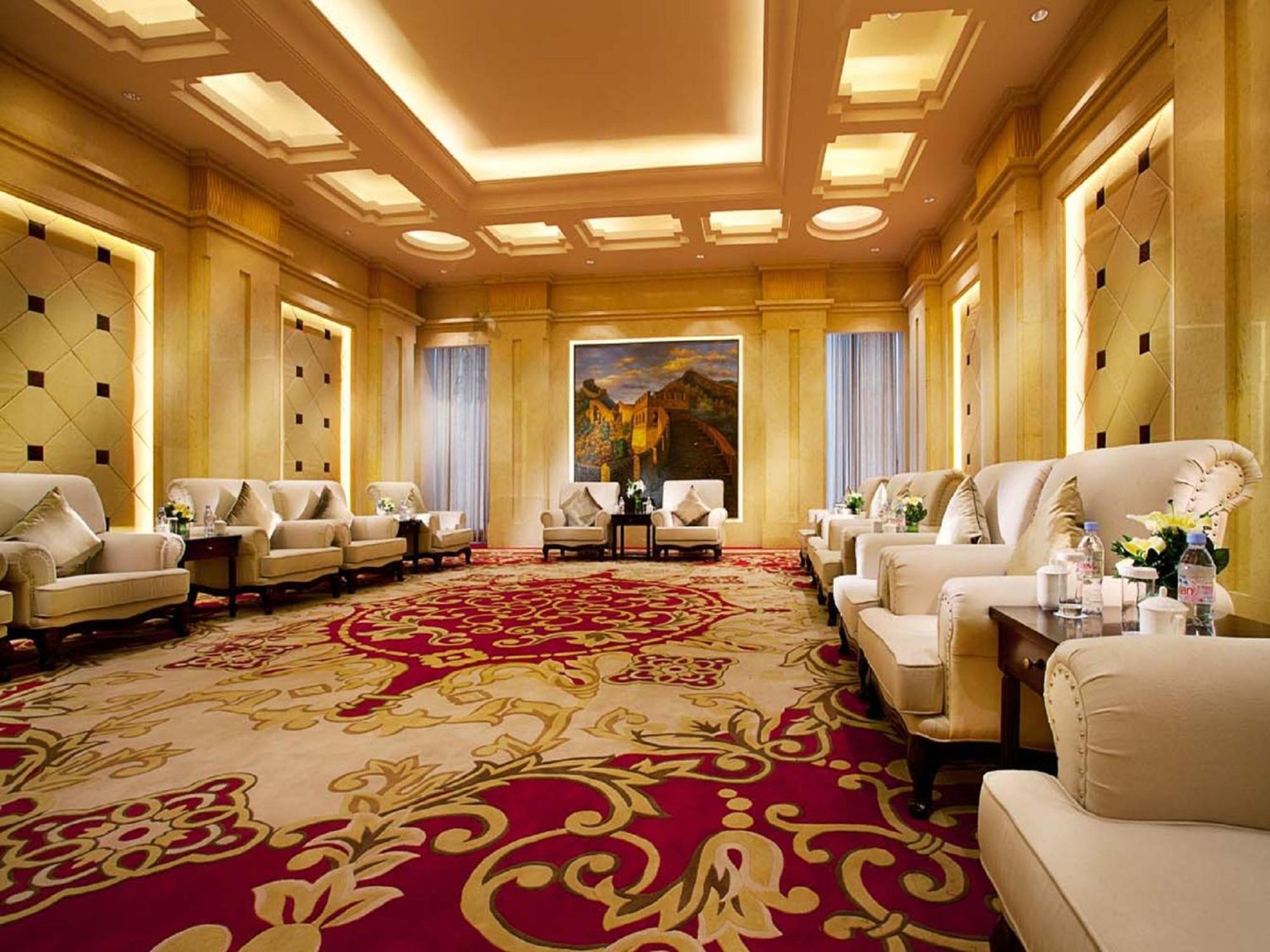 Hotel Wyndham Grand Qingdao Exterior foto