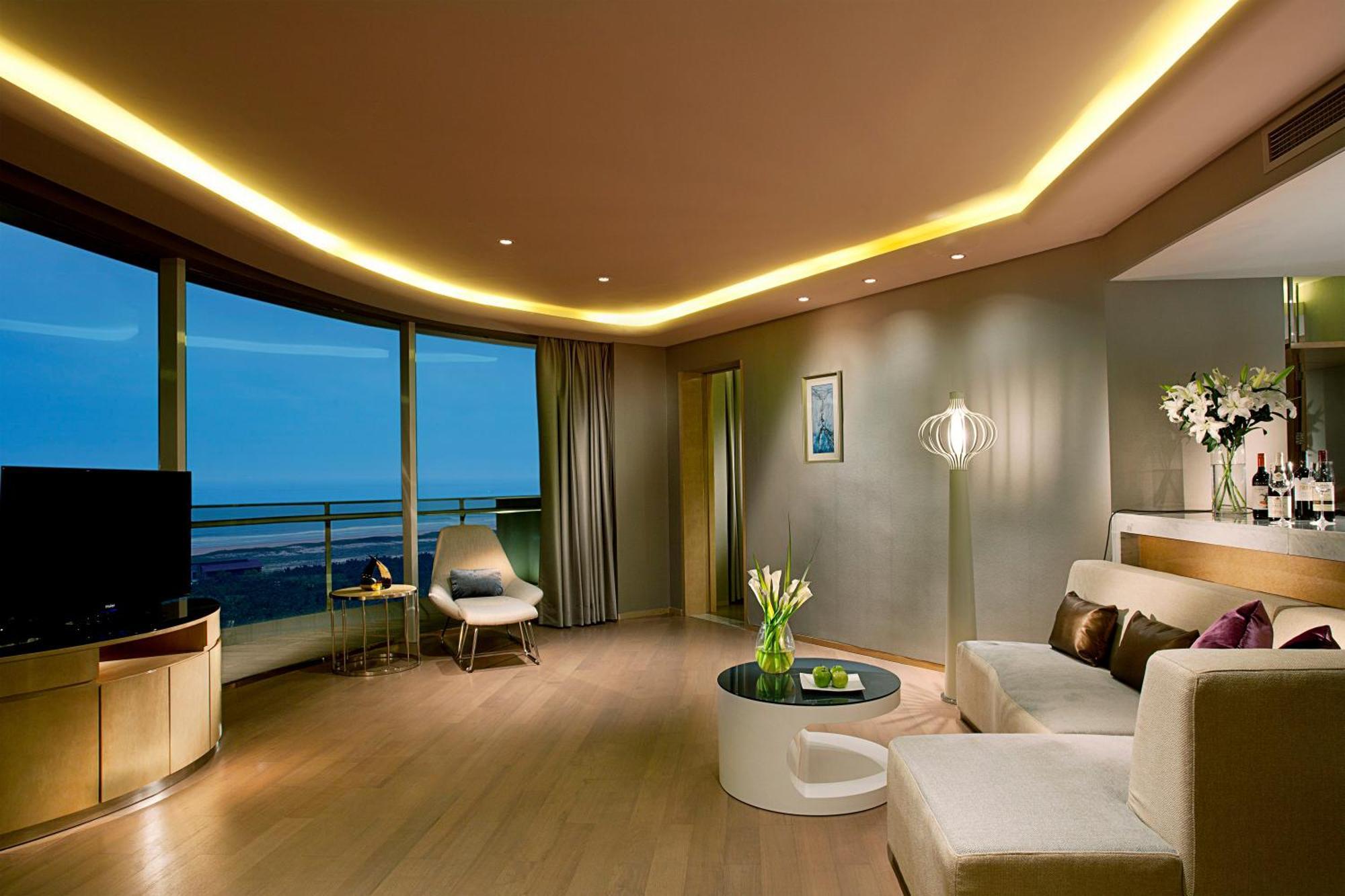 Hotel Wyndham Grand Qingdao Exterior foto